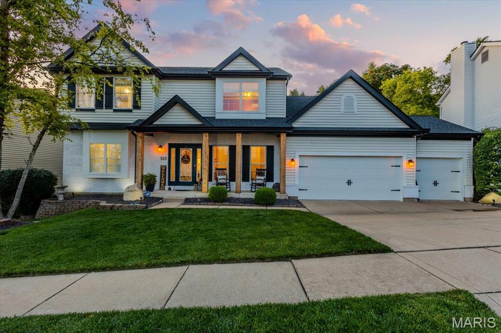 Property Photo: 923 Legends View Drive MO 63025