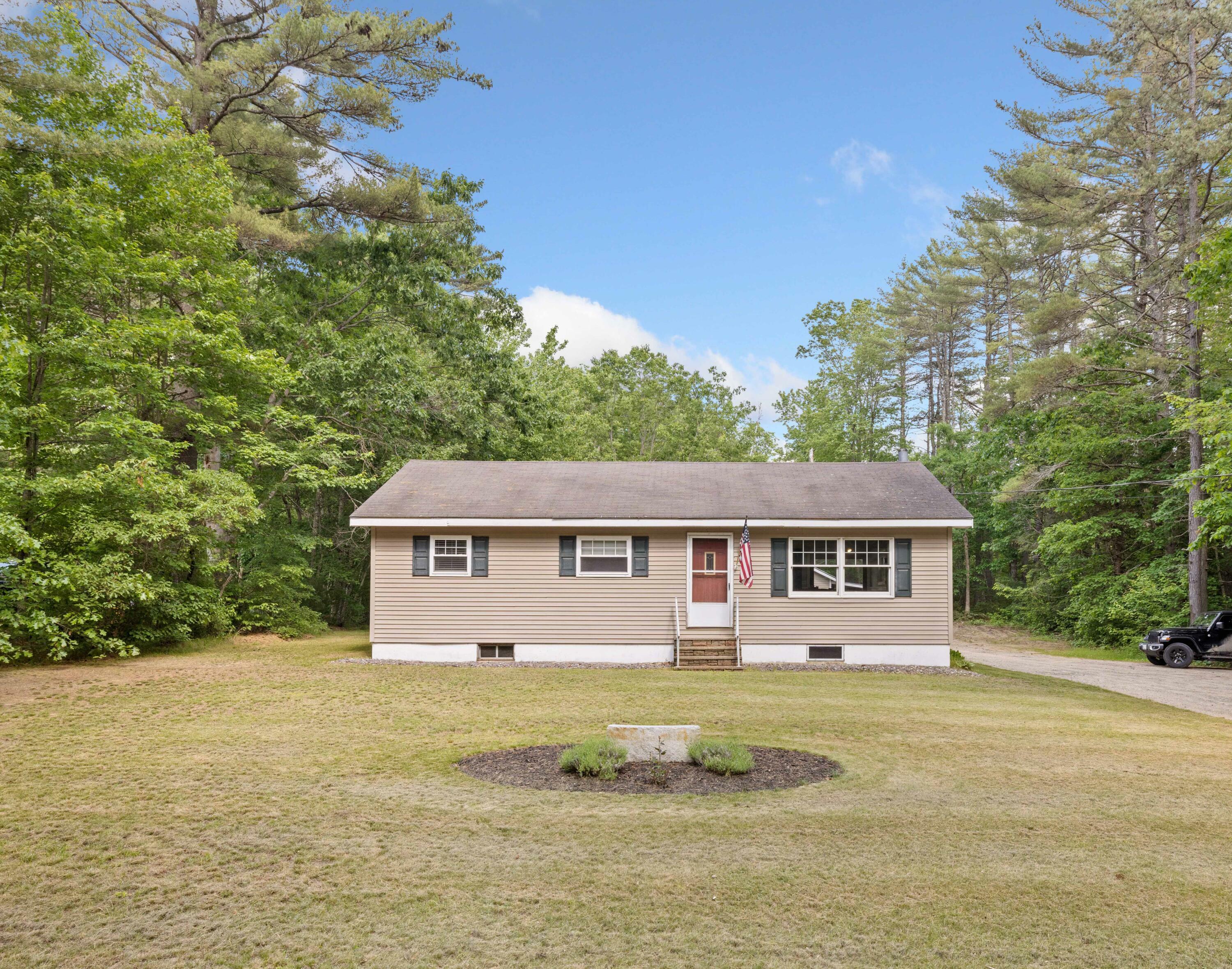 Property Photo: 267 Manchester Road ME 04085