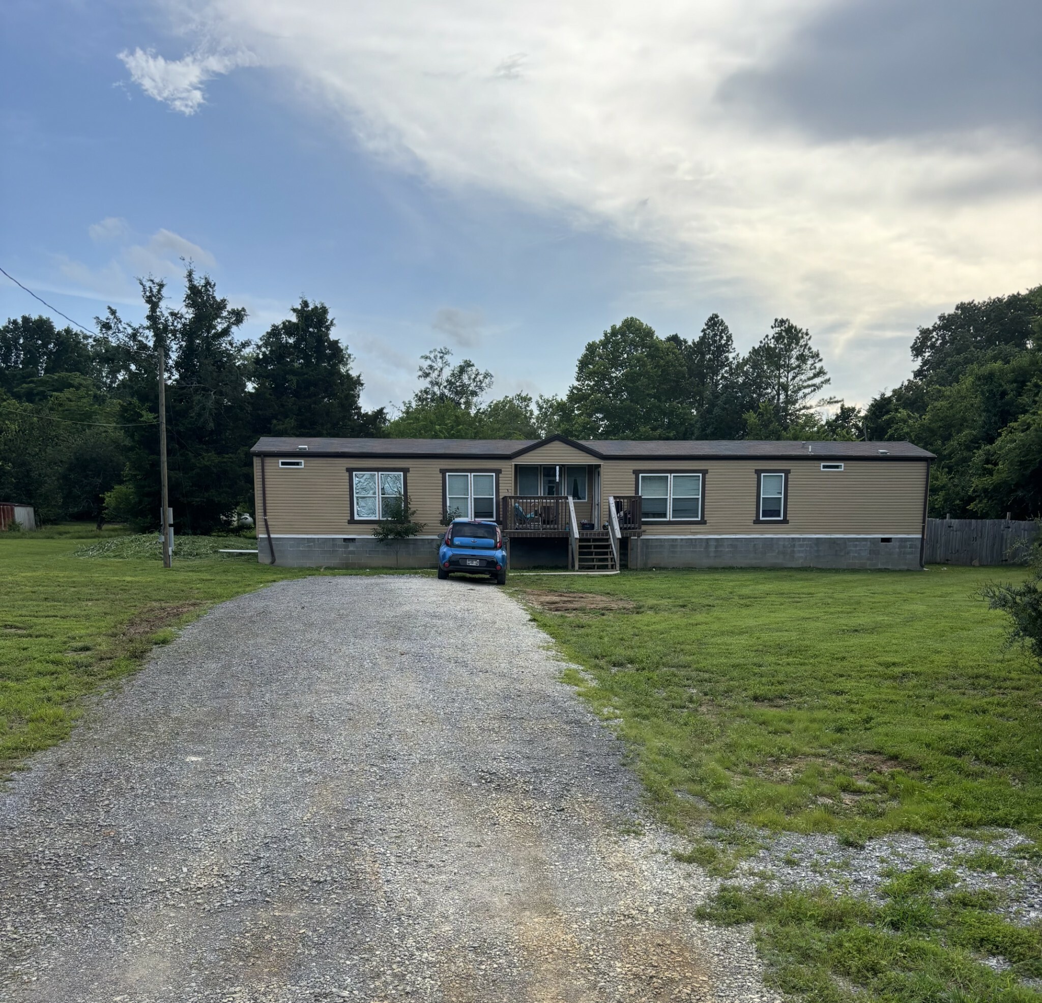Property Photo: 1206 Hwy 82 South TN 37160
