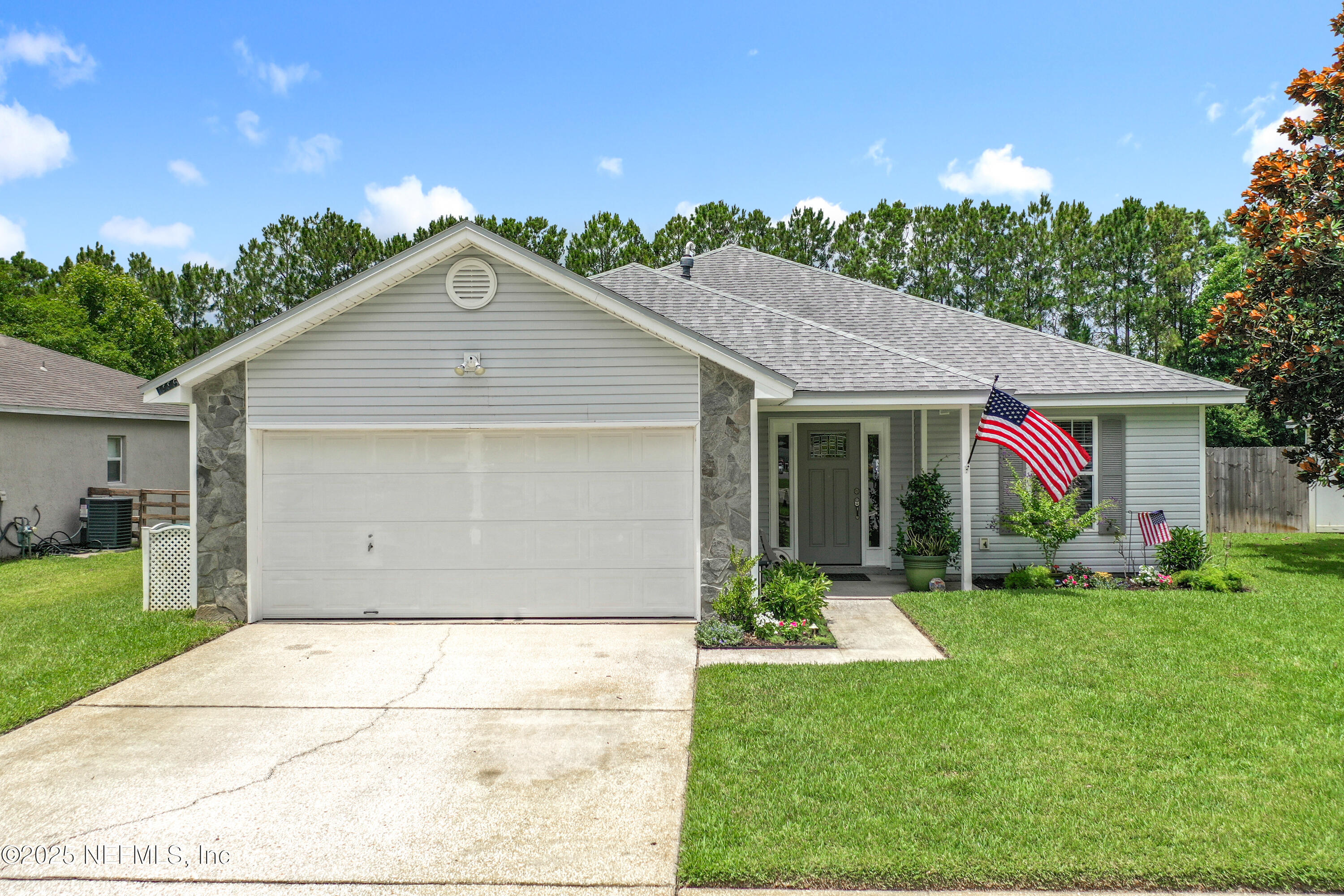 Property Photo: 1896 Coldfield Drive W FL 32246