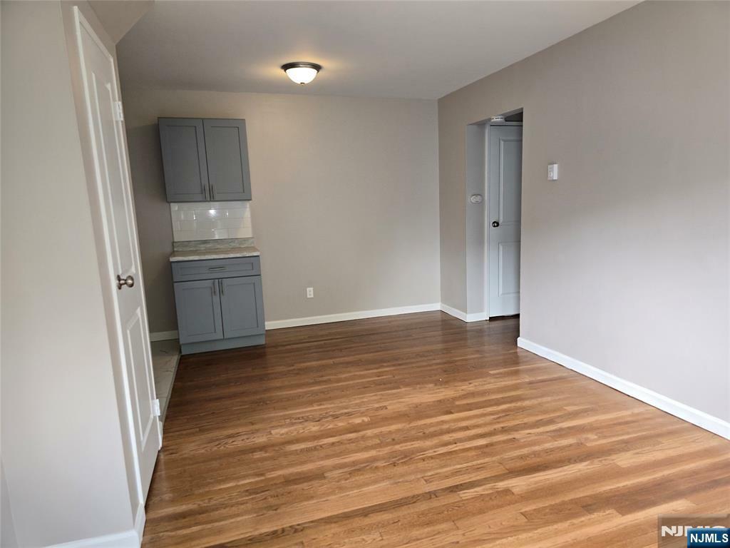 Property Photo:  274 Park Street 16  NJ 07601 