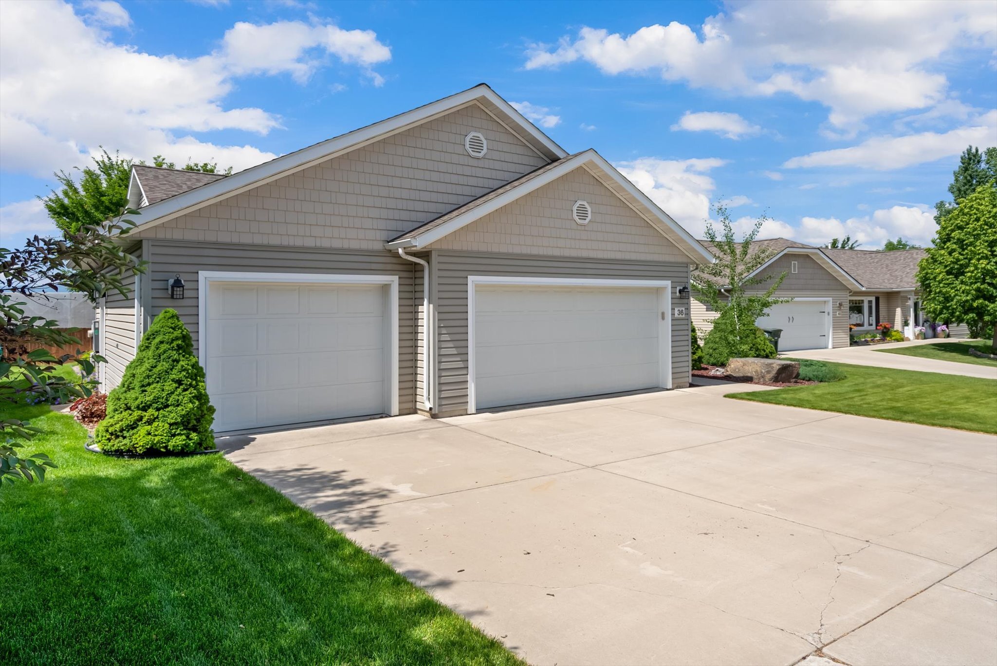 Property Photo:  36 W Northview Loop  MT 59901 