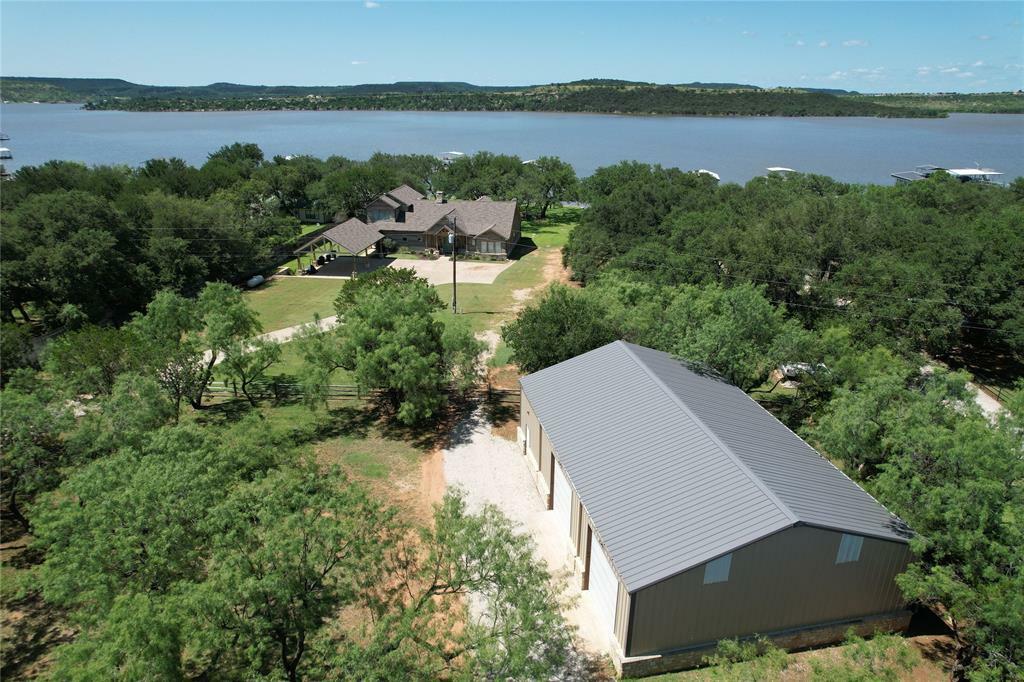 Property Photo: 1929 Fawn Circle TX 76449
