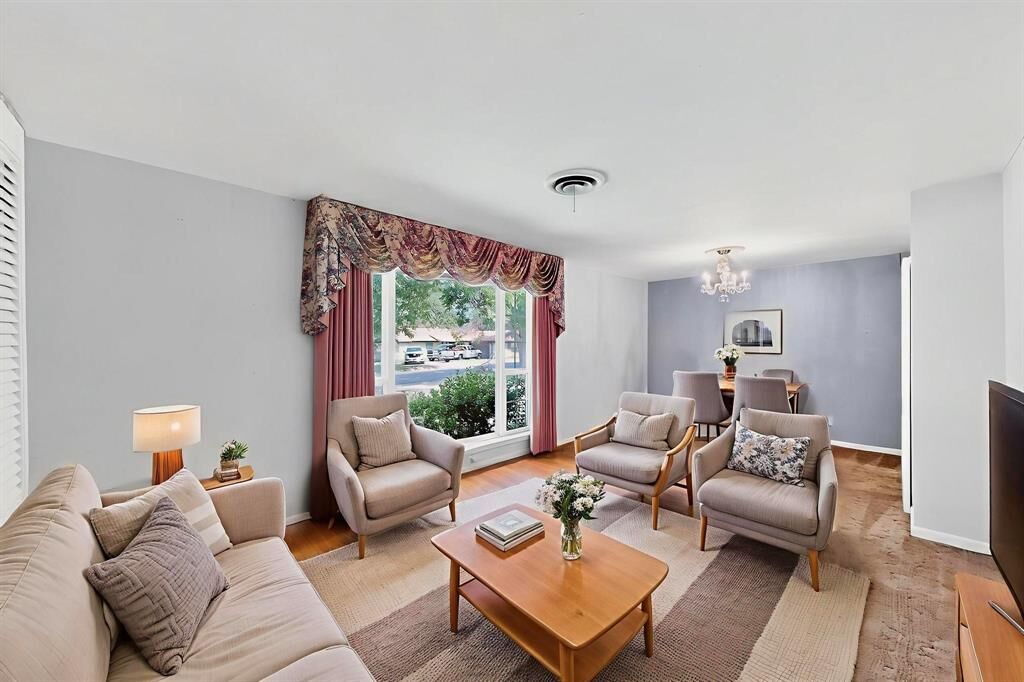 Property Photo: 3809 Twilight Drive S TX 76116