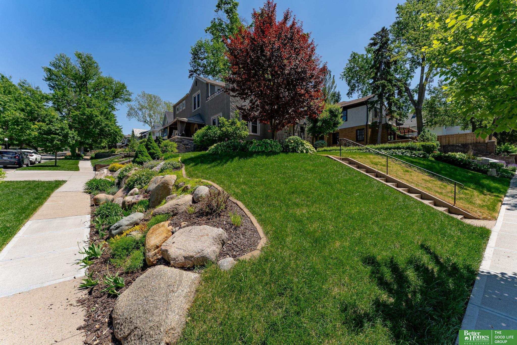 Property Photo: 523 N 52nd Street NE 68132