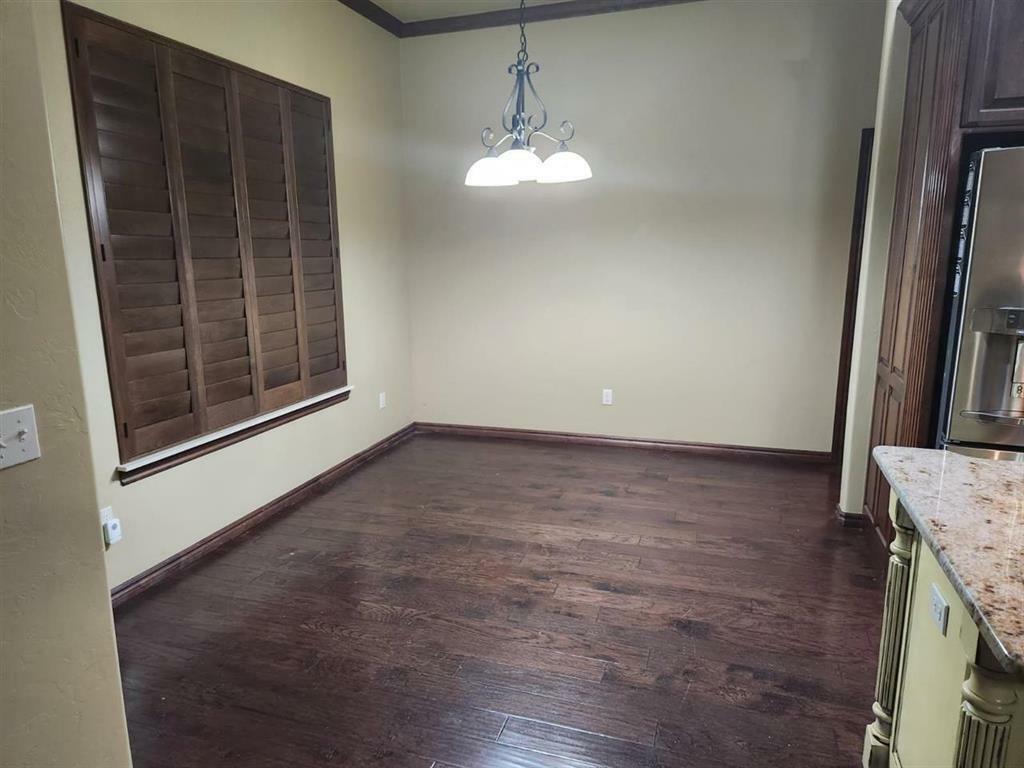 Property Photo: 13328 NW Apple Valley Drive OK 73120