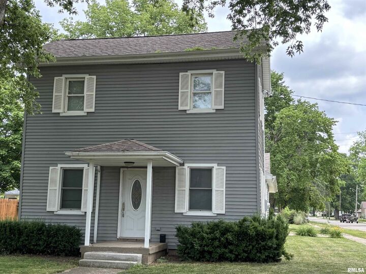 600 Edward Street  Henry IL 61537 photo