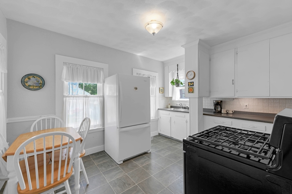 Property Photo:  246 Railroad Ave  MA 02062 