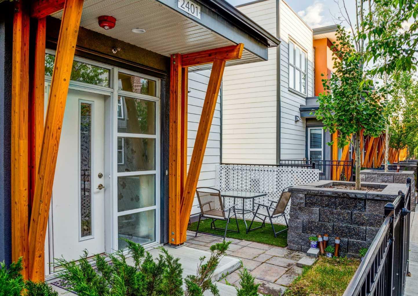 Property Photo: 95 Burma Star Road SW 2401 AB T3E 8A9