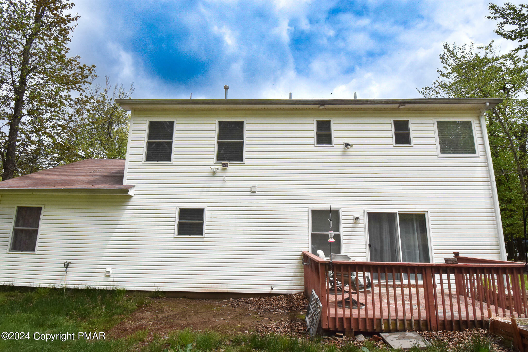 Property Photo: 5454 Jennifer Lane PA 18466