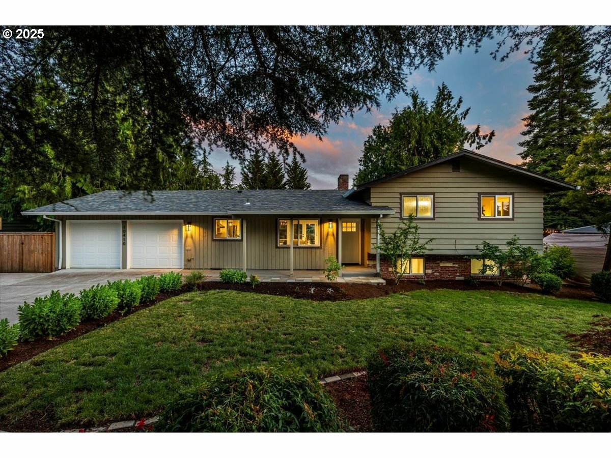 Property Photo: 10410 SW Washington St OR 97225