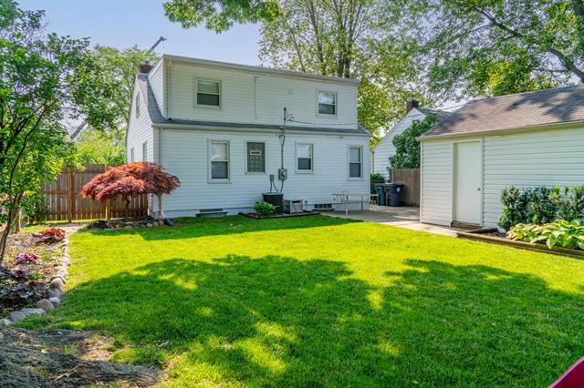 Property Photo:  4211 Oakshire Avenue  MI 48072 