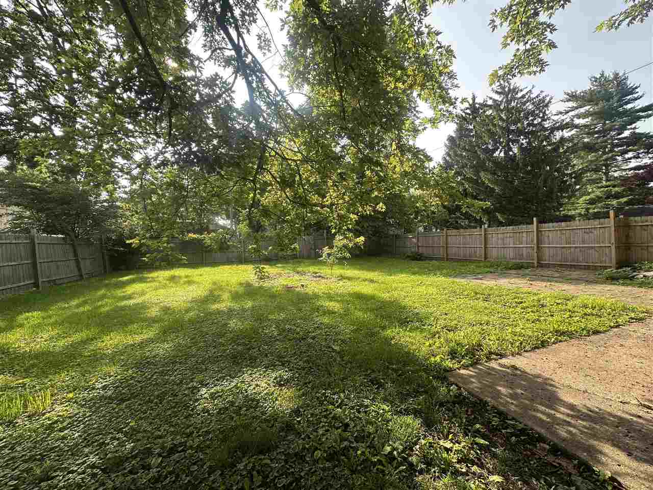 Property Photo:  223 S 2nd Street 223 1/2 S 2nd Street  IN 47374 