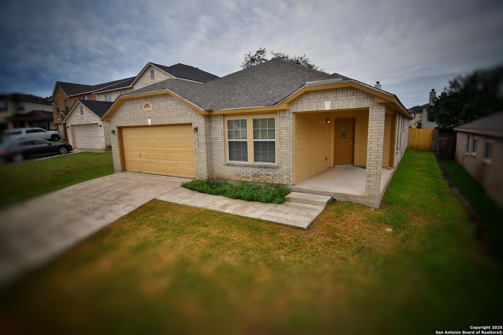 Property Photo: 1510 June Berry TX 78260