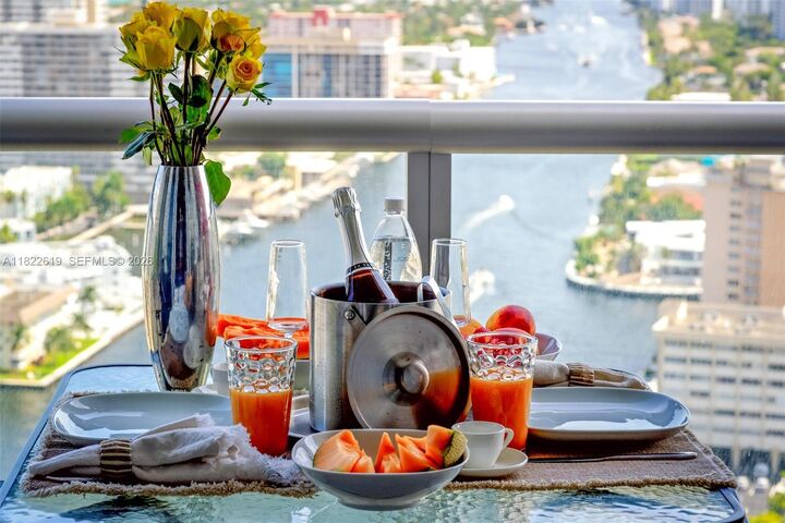 Property Photo:  2600 E Hallandale Beach Blvd T3103  FL 33009 