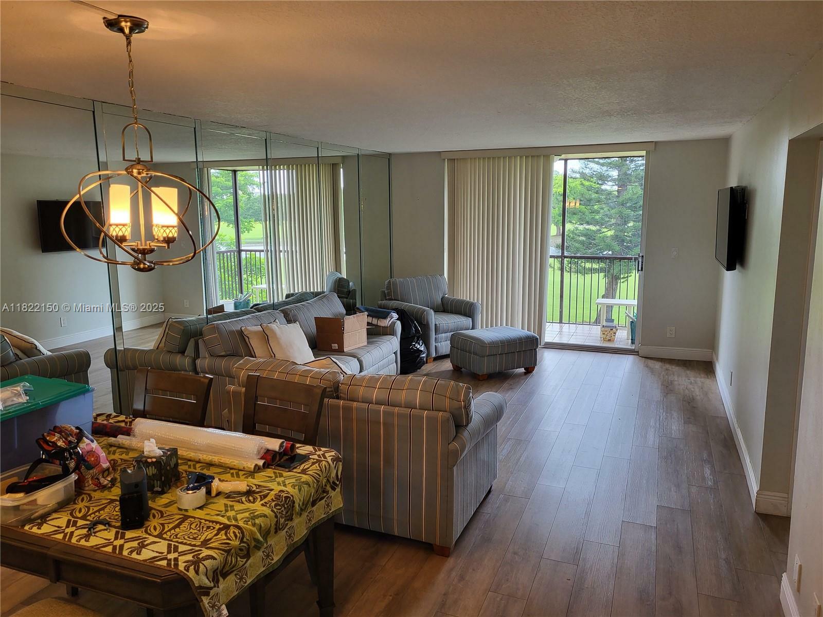 Property Photo: 3150 W Rolling Hills Cir 310 FL 33328