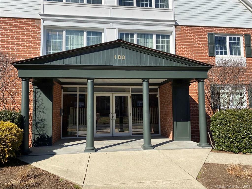 Property Photo:  180 Melba Street 105  CT 06460 