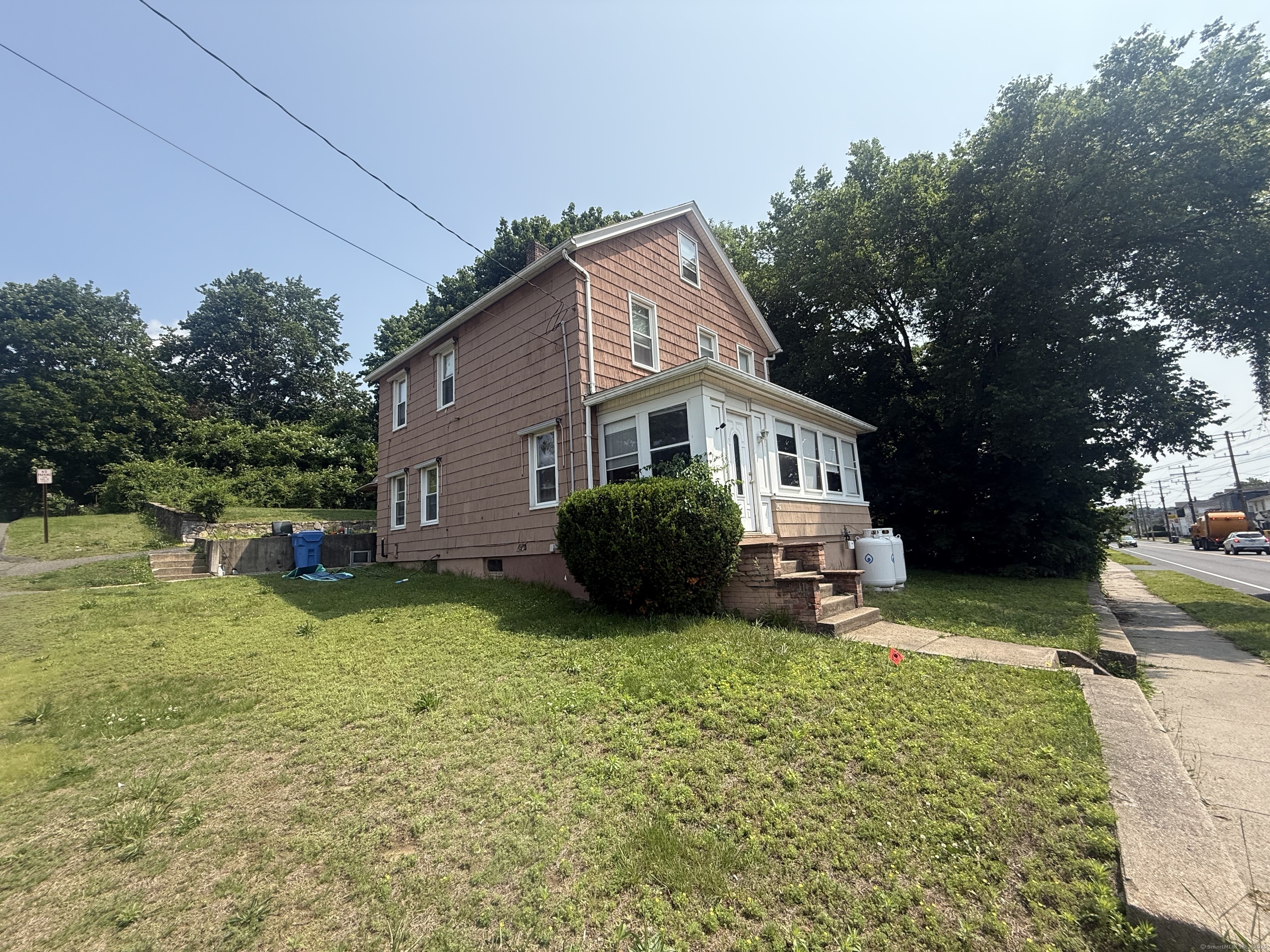 Property Photo: 384 Park Street CT 06010