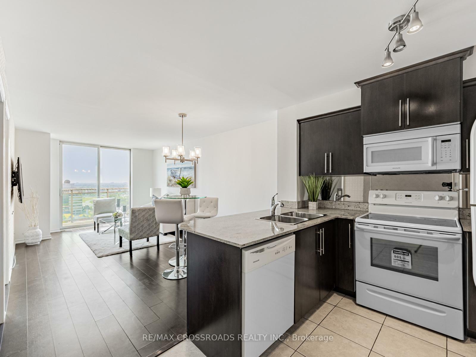 Property Photo: 6 Rosebank Drive Ph G ON M1B 0A1