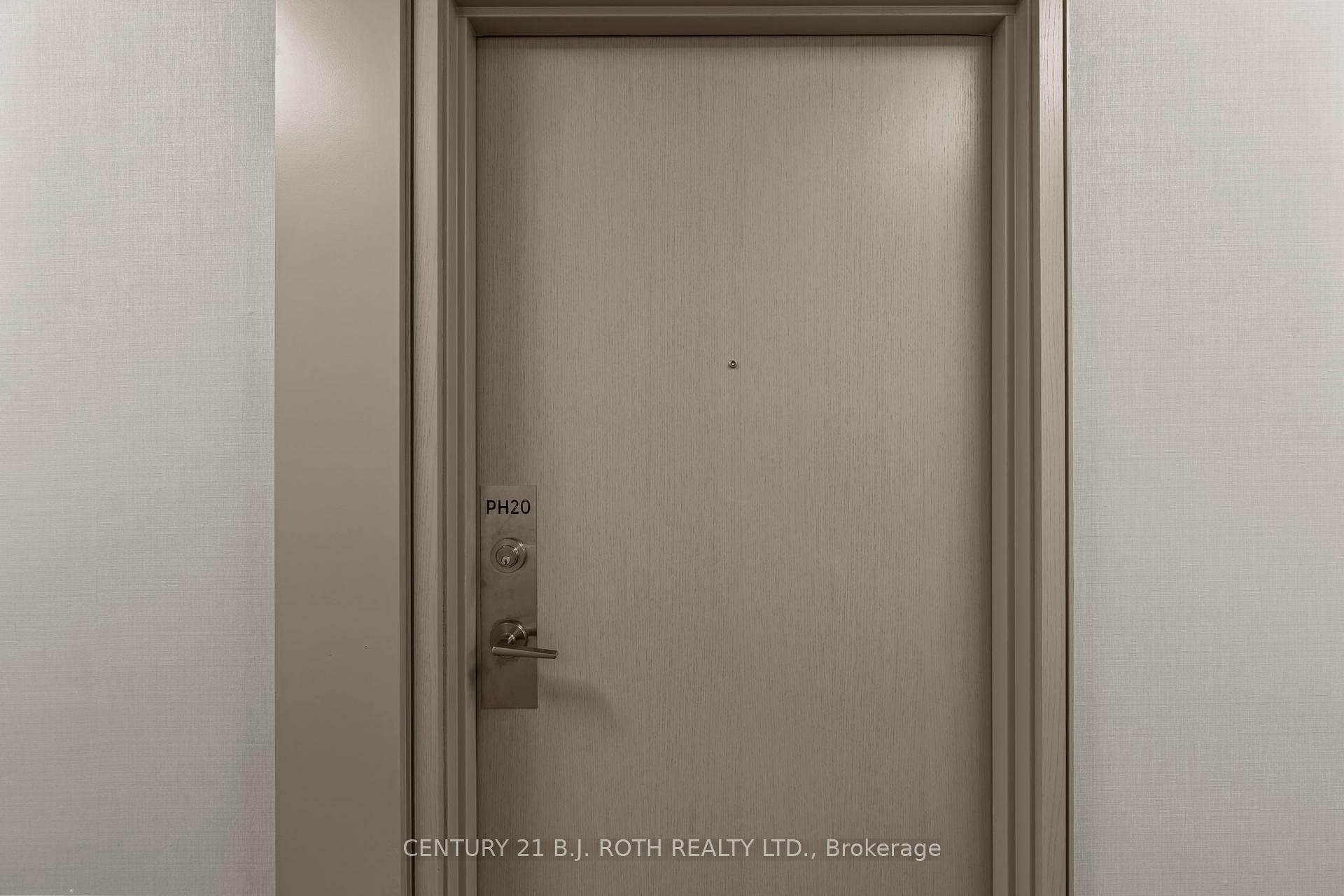 Property Photo:  Ph 681 Yonge Street 720  ON L9J 0K1 