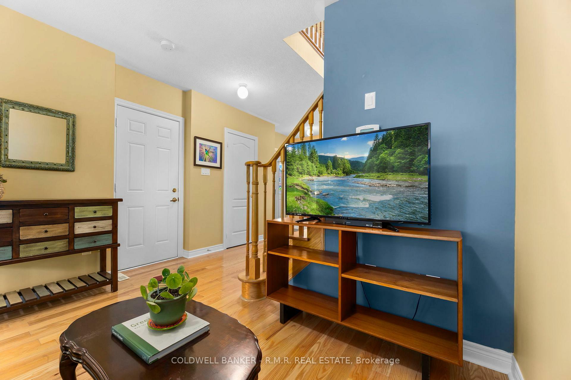 Property Photo: 14 Betula Gate ON L4A 0V2