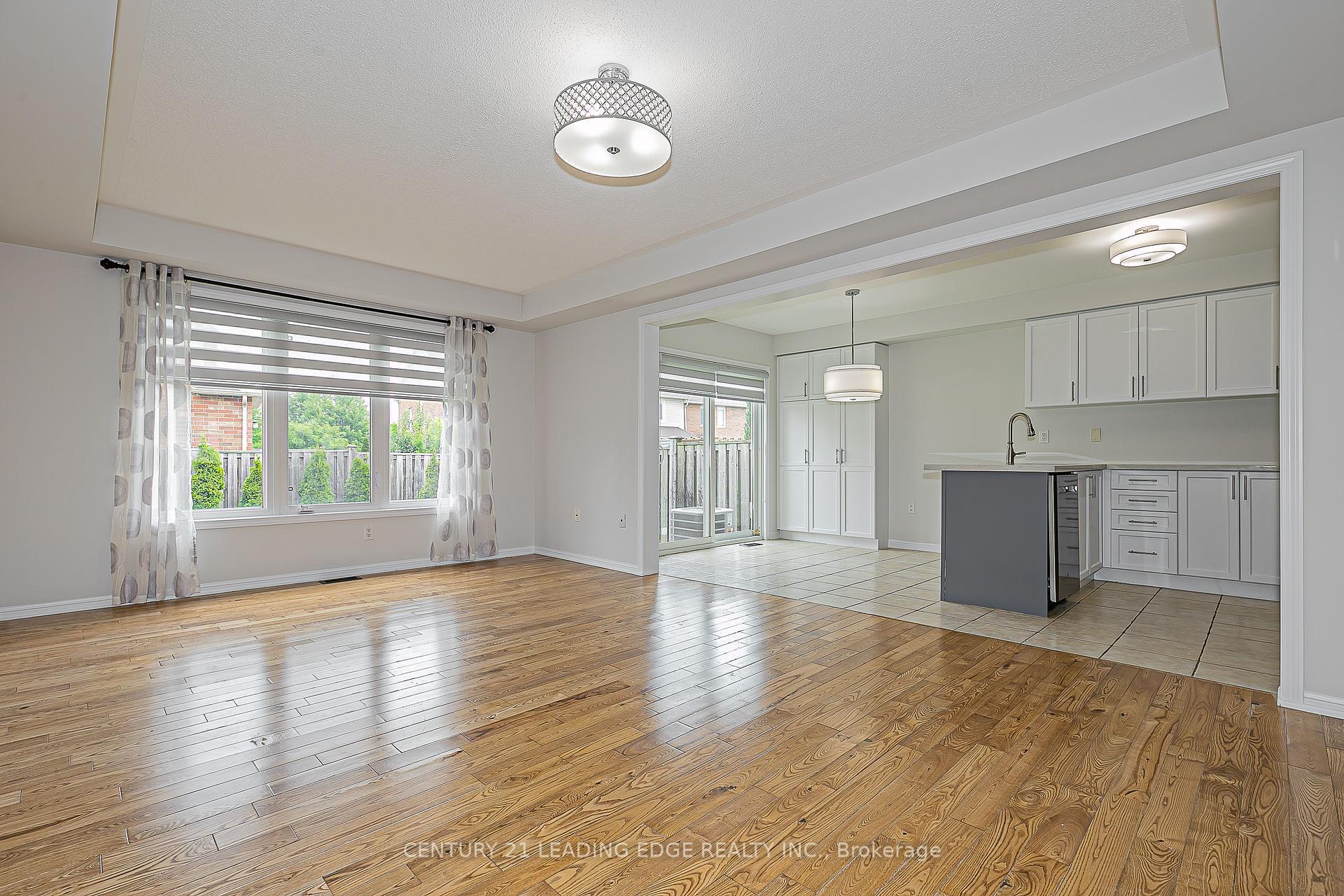 Property Photo: 30 Kartok Avenue ON L4A 0R2