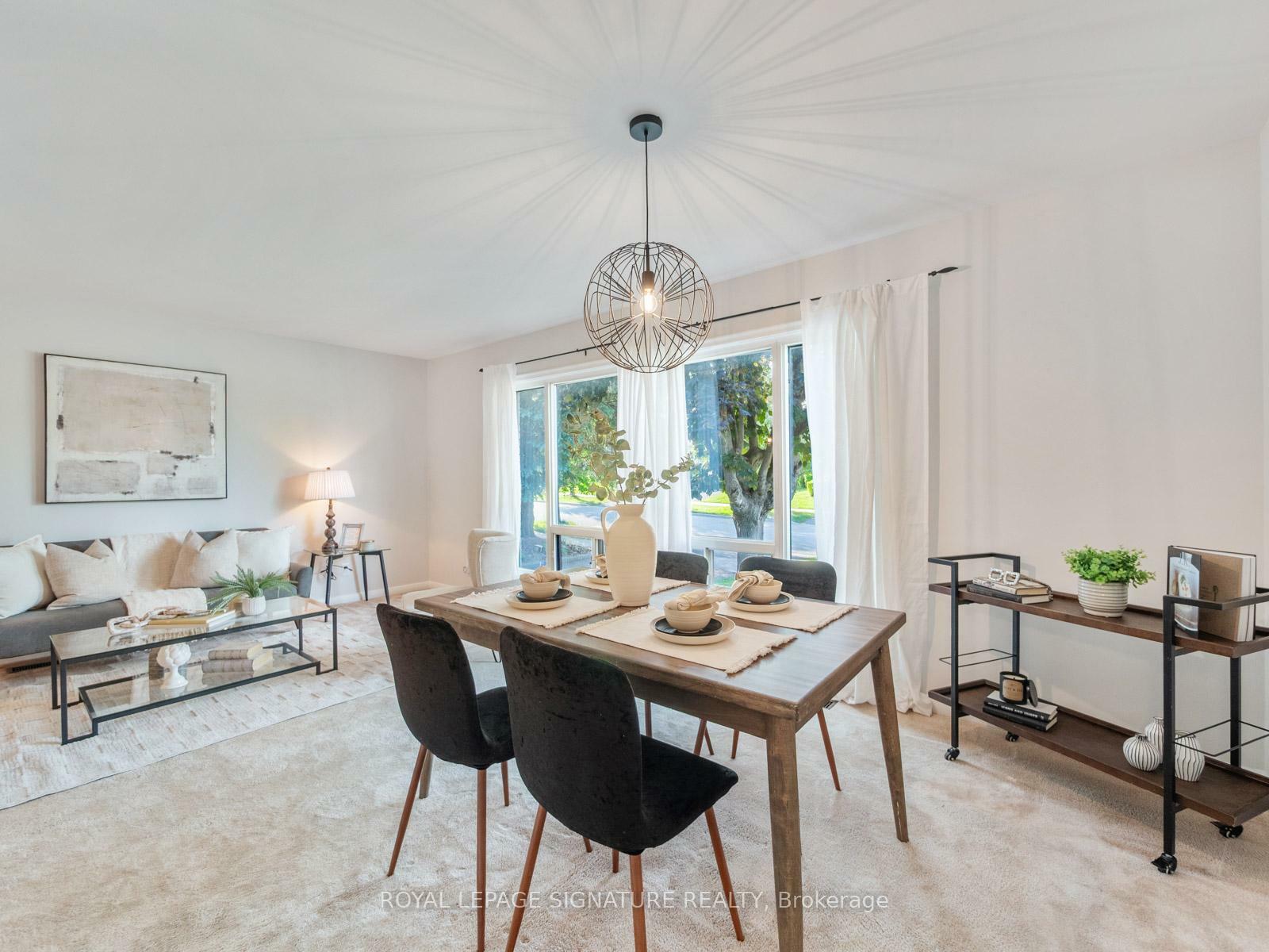 Property Photo: 8 Golfhaven Drive ON M1G 2C9