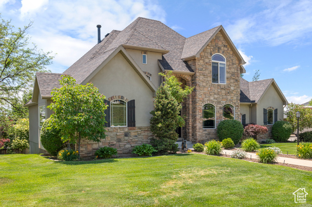 Property Photo:  665 E 3550 N  UT 84414 