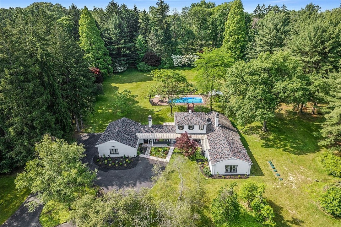 Property Photo: 881 Blackburn Rd PA 15143