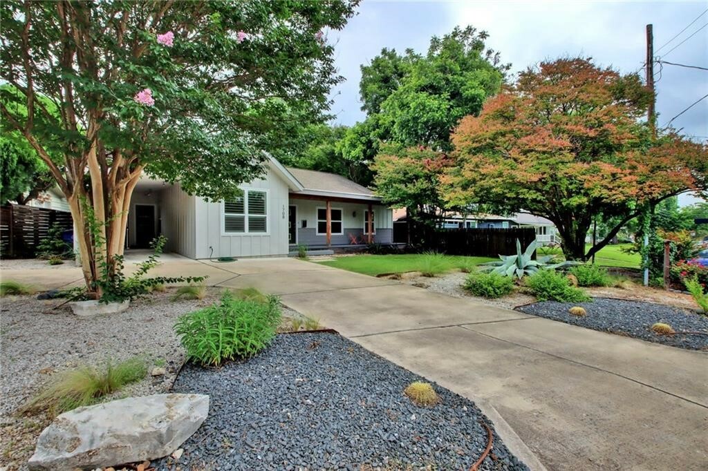 Property Photo: 1708 Ullrich Avenue TX 78756