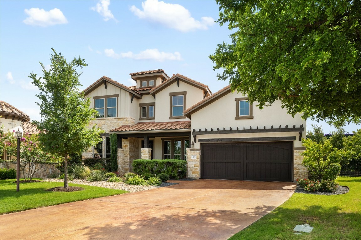 Property Photo: 105 Curacao Court TX 78738