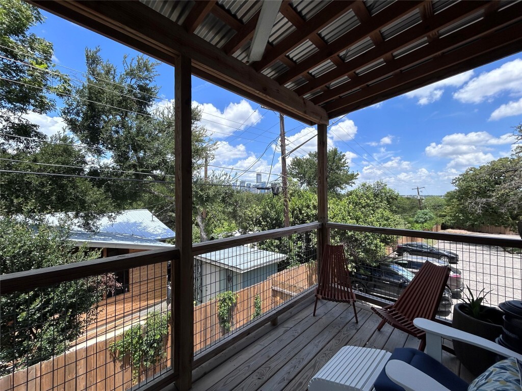 Property Photo:  1518 Parker Lane B  TX 78741 