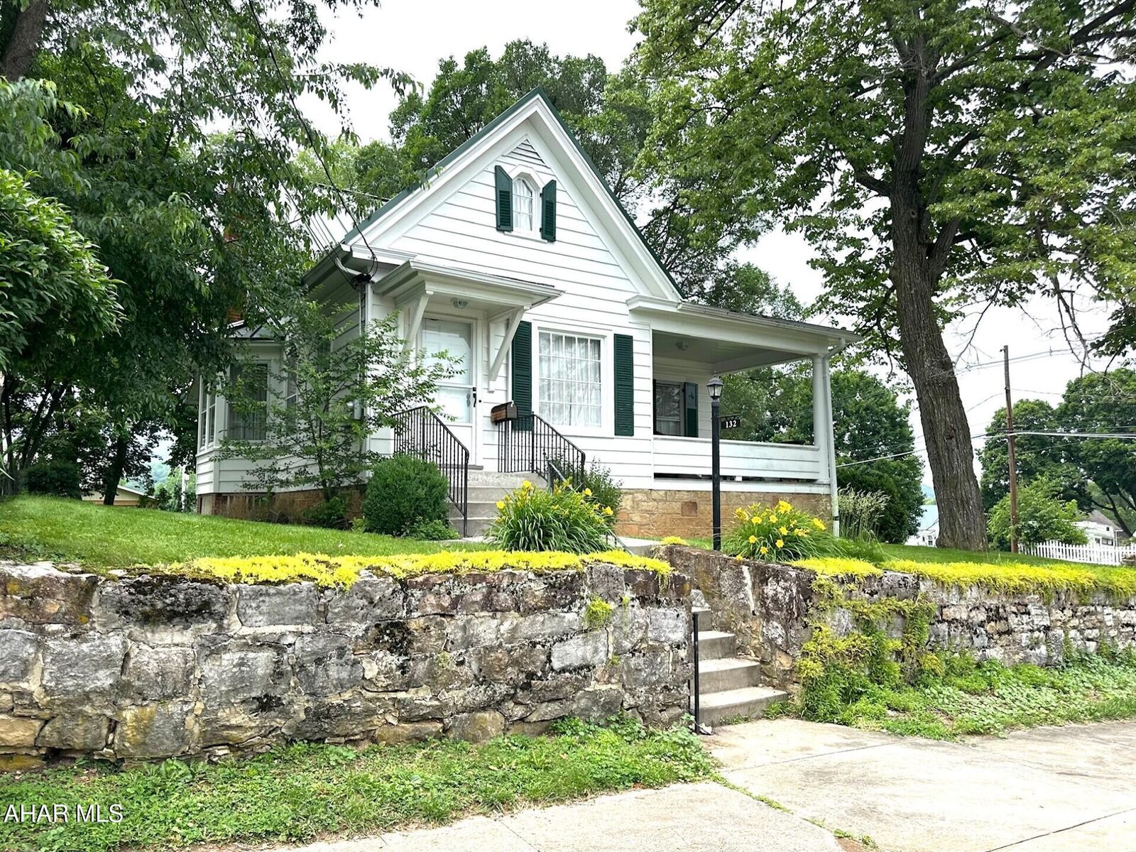 Property Photo:  132 S Thomas Street  PA 15522 