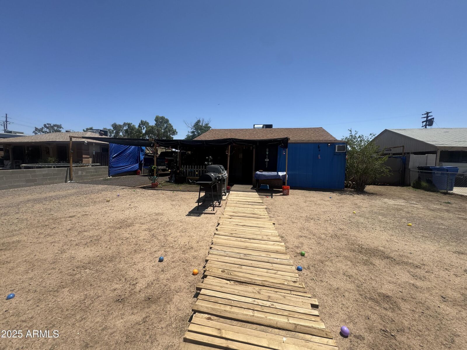 Property Photo: 3421 W Willetta Street AZ 85009