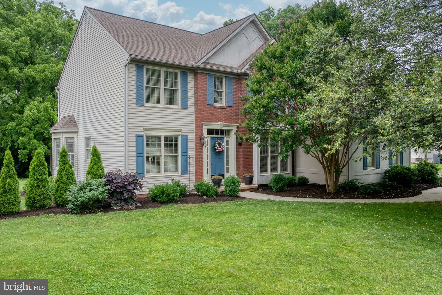 16 Fox Hollow Drive  Lancaster PA 17602 photo