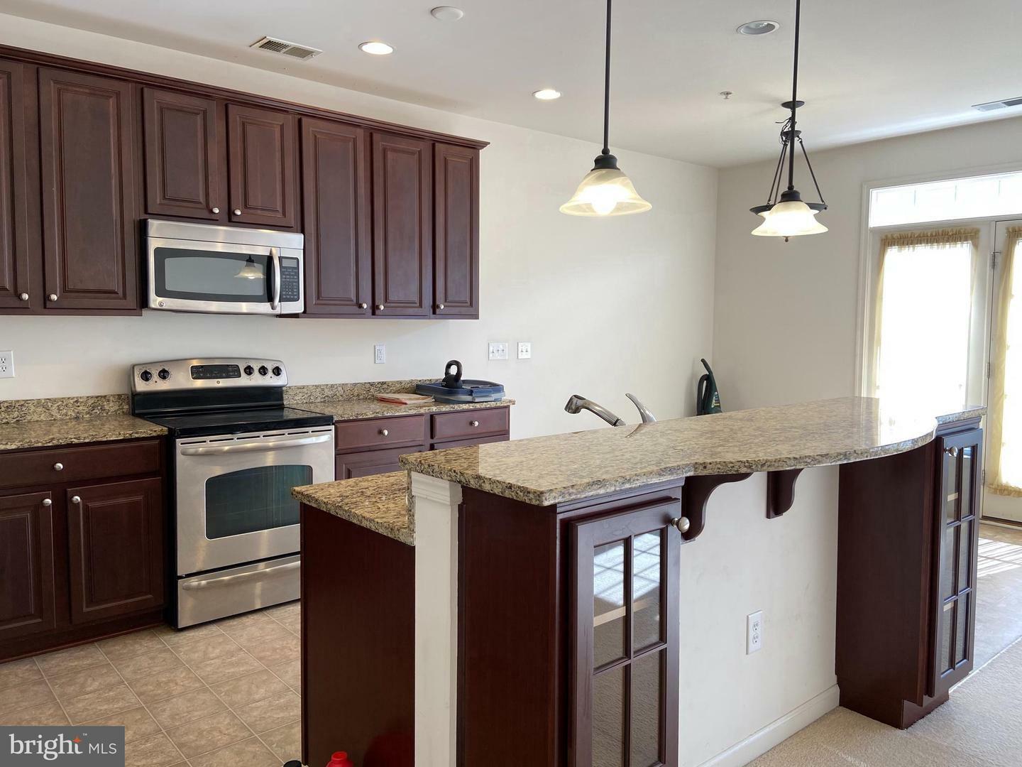 Property Photo: 2294 Forest Ridge Terrace 10 MD 20732