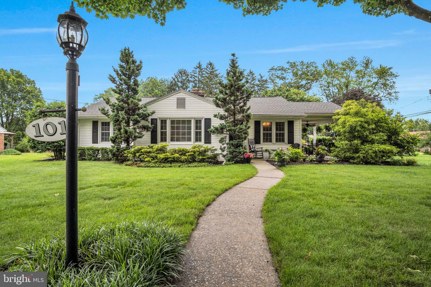 Property Photo:  101 N Saint Johns Drive  PA 17011 
