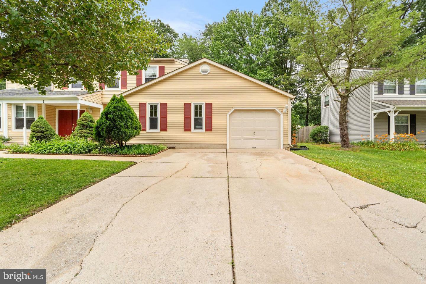 Property Photo: 8 Sequoia Court NJ 08043