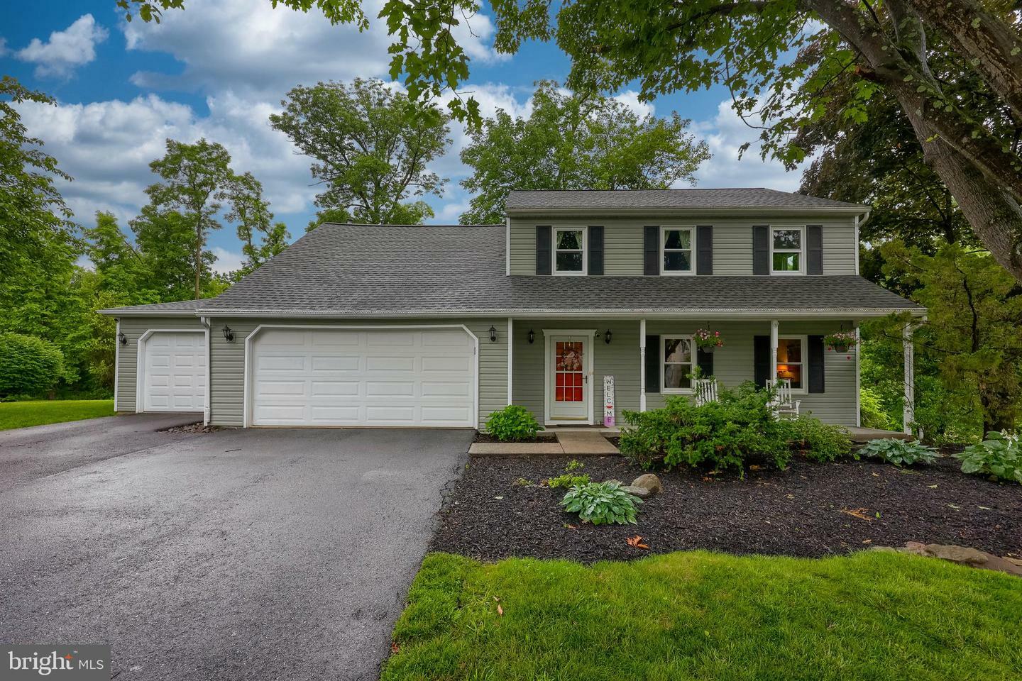 Property Photo: 108 Woodridge Drive PA 17110