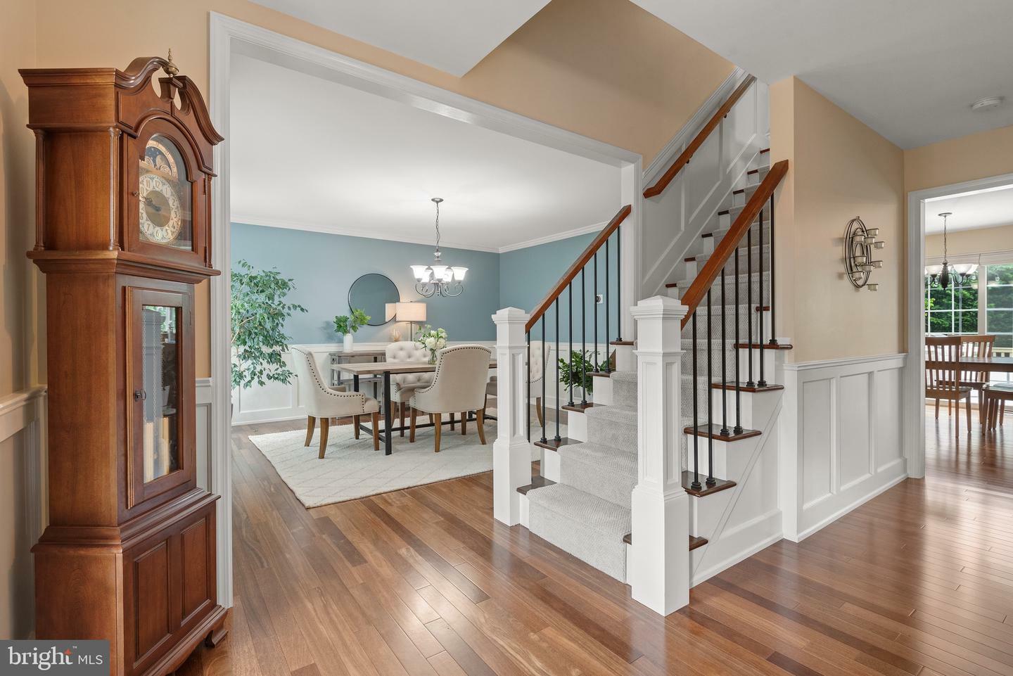 Property Photo:  1817 Old Farm Lane  PA 17602 