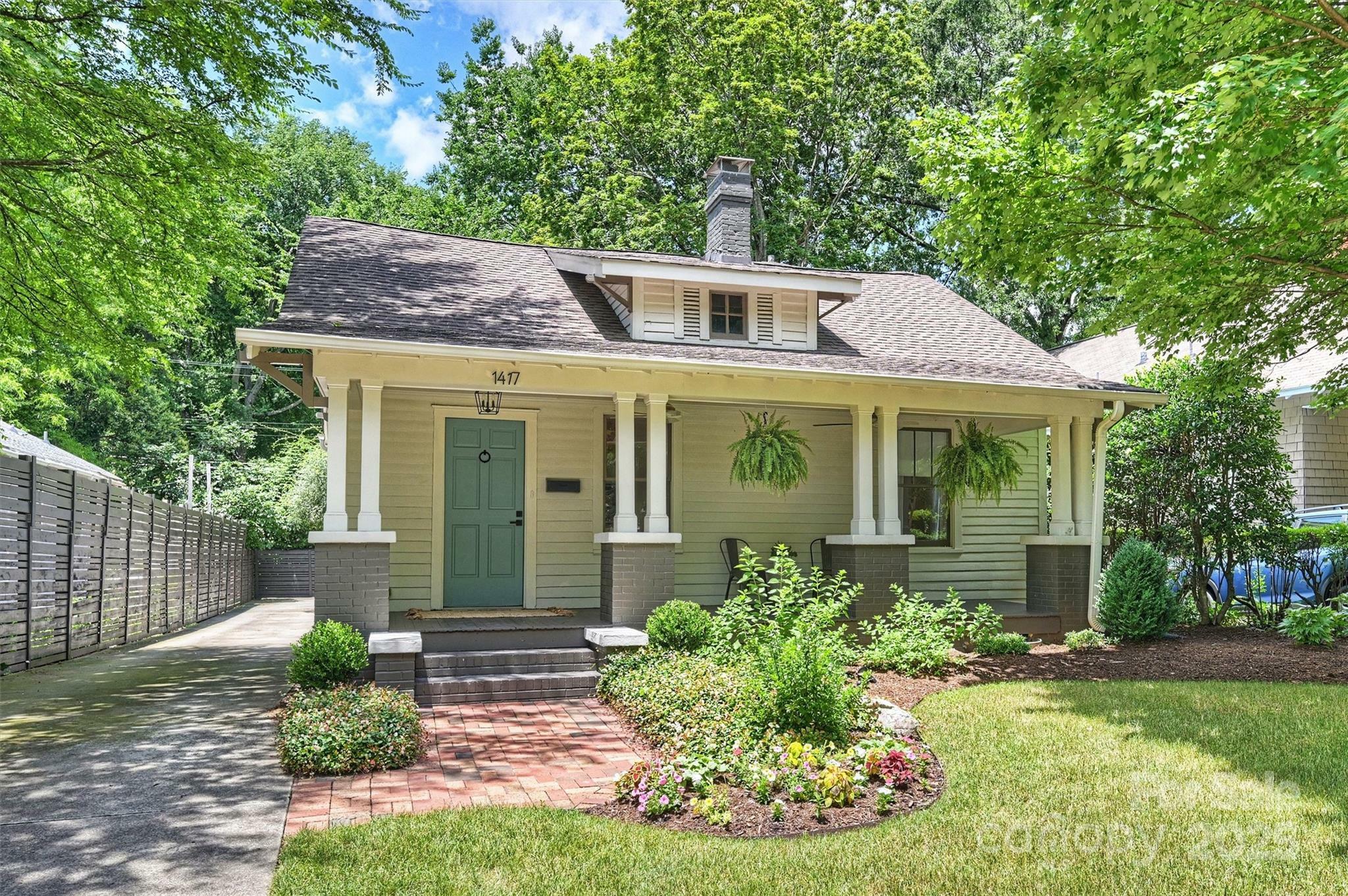 Property Photo: 1417 The Plaza NC 28205