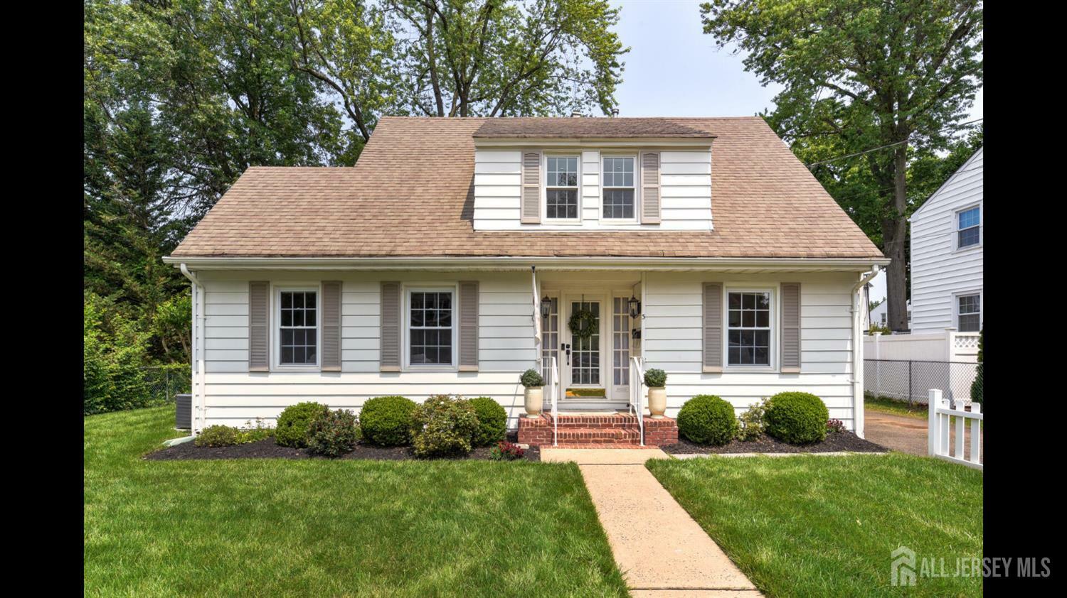 3 Mayfield Place  Metuchen NJ 08840 photo