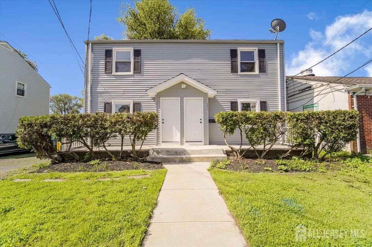Property Photo:  951-953 Amboy Avenue  NJ 08837 
