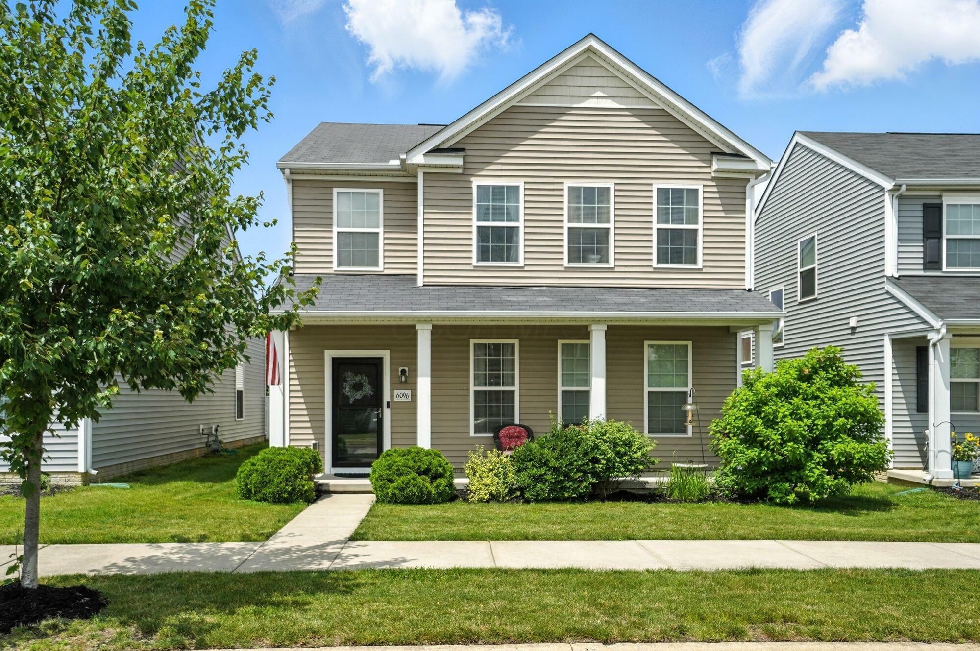 Property Photo: 6096 Deansboro Drive OH 43081