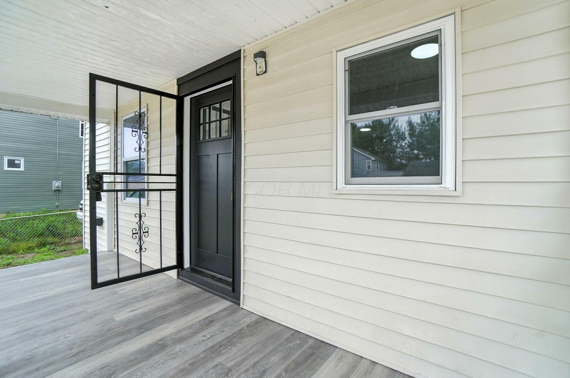 Property Photo:  378 Hawkes Avenue  OH 43223 
