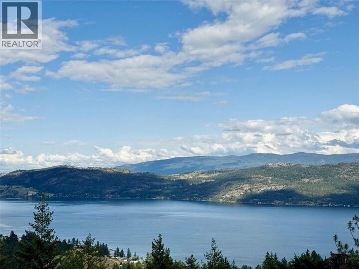 Property Photo: 90 Crown Crescent BC V1H 2C3