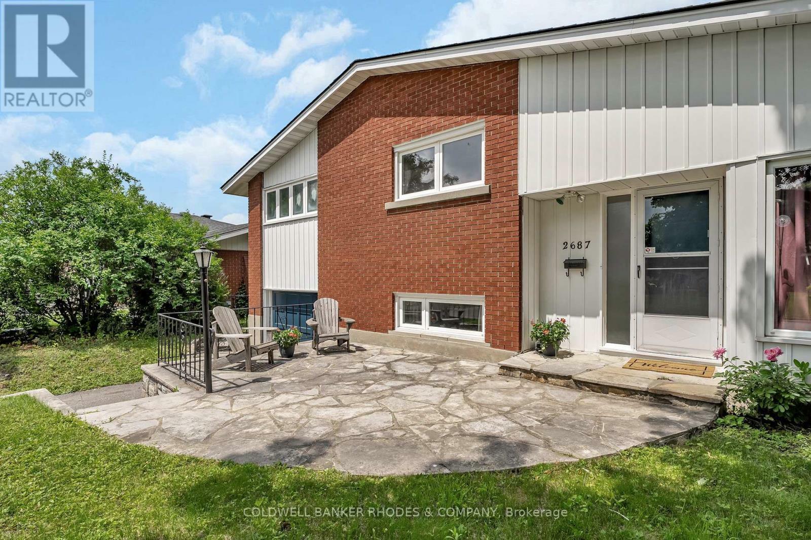 Property Photo: 2687 Basswood Crescent ON K1V 8K2