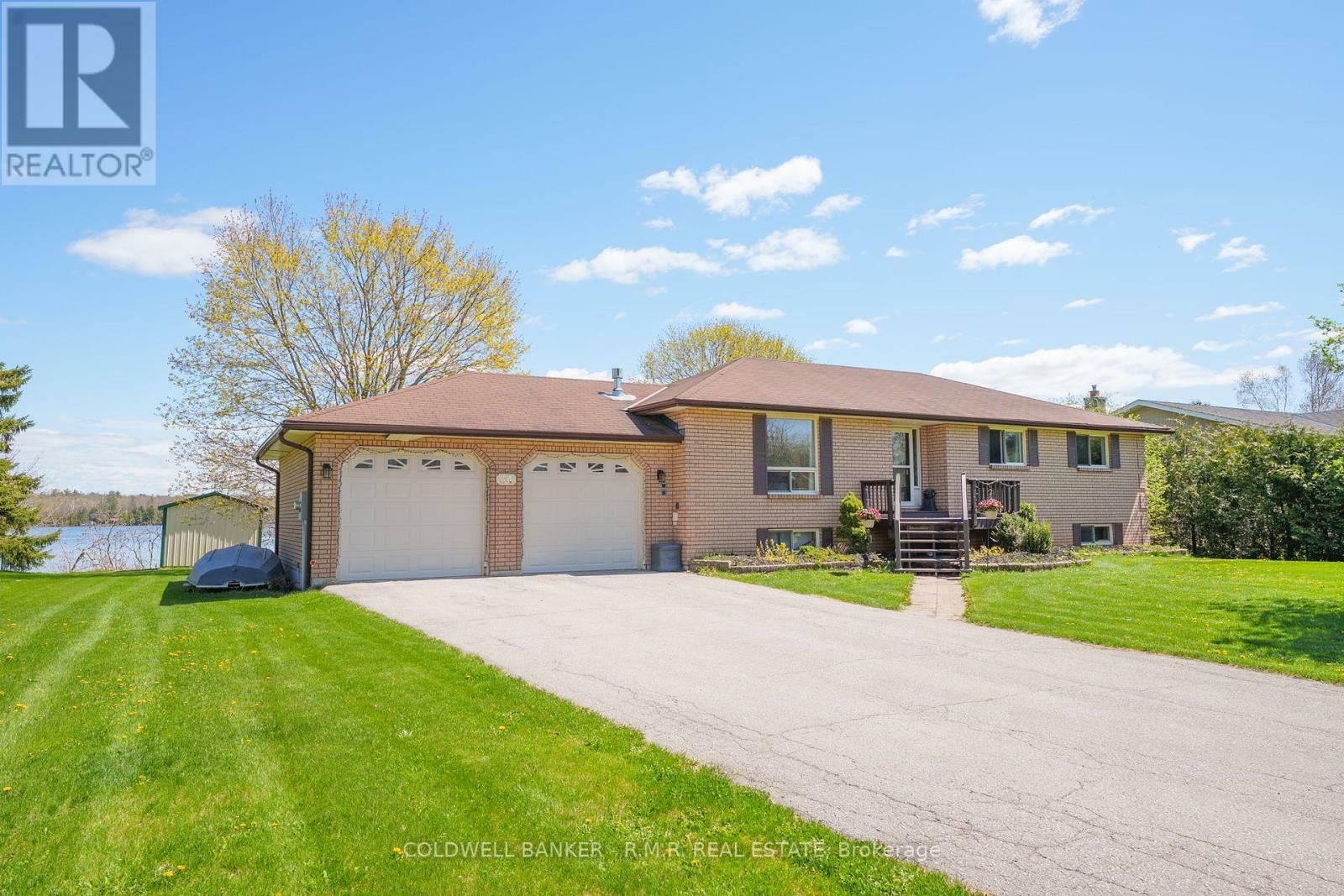 Property Photo: 84 Pinewood Boulevard ON K0M 2T0