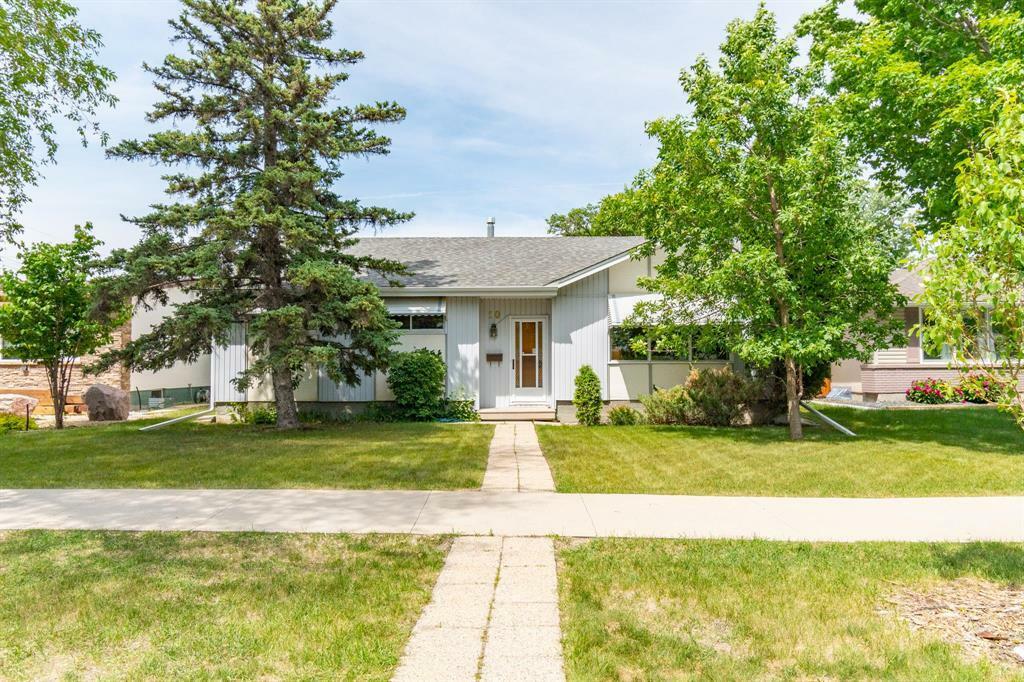 10 Browning Boulevard  Winnipeg MB R3K 0L4 photo