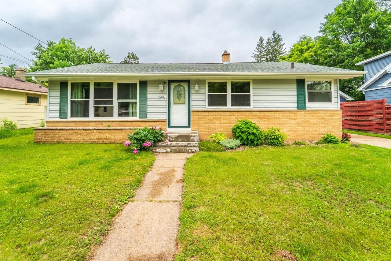 Property Photo: 1508 Pearson Street WI 54401